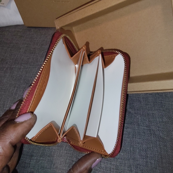 Coach signature Leather Essential Card Case New - Picture 4 of 5